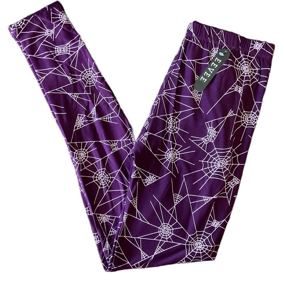 🎃Final Price🎃 Halloween Purple Webs Ultra Soft Leggings - Picture 4 of 5